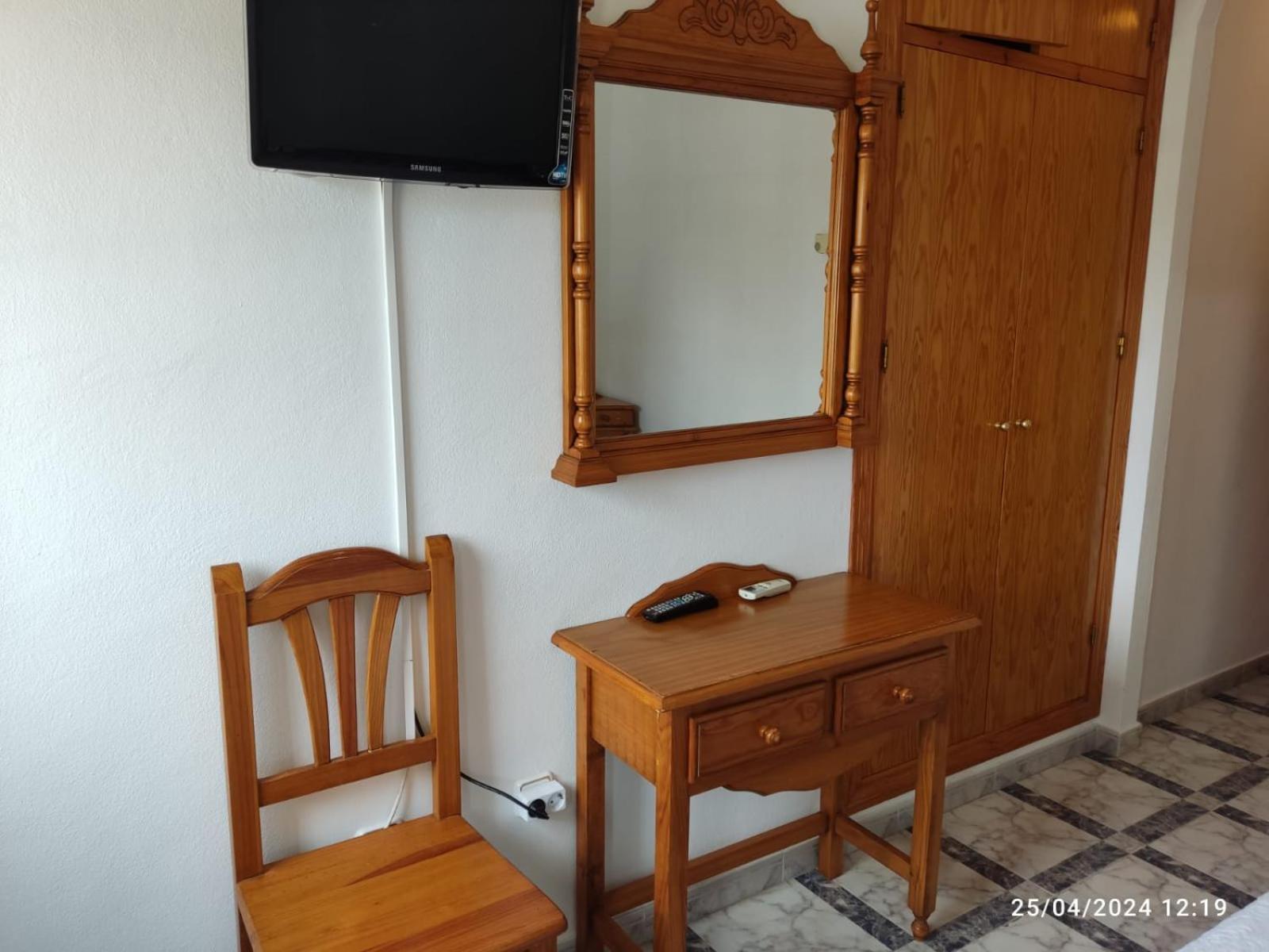 Hostal Quinto Pino Chipiona Exterior photo
