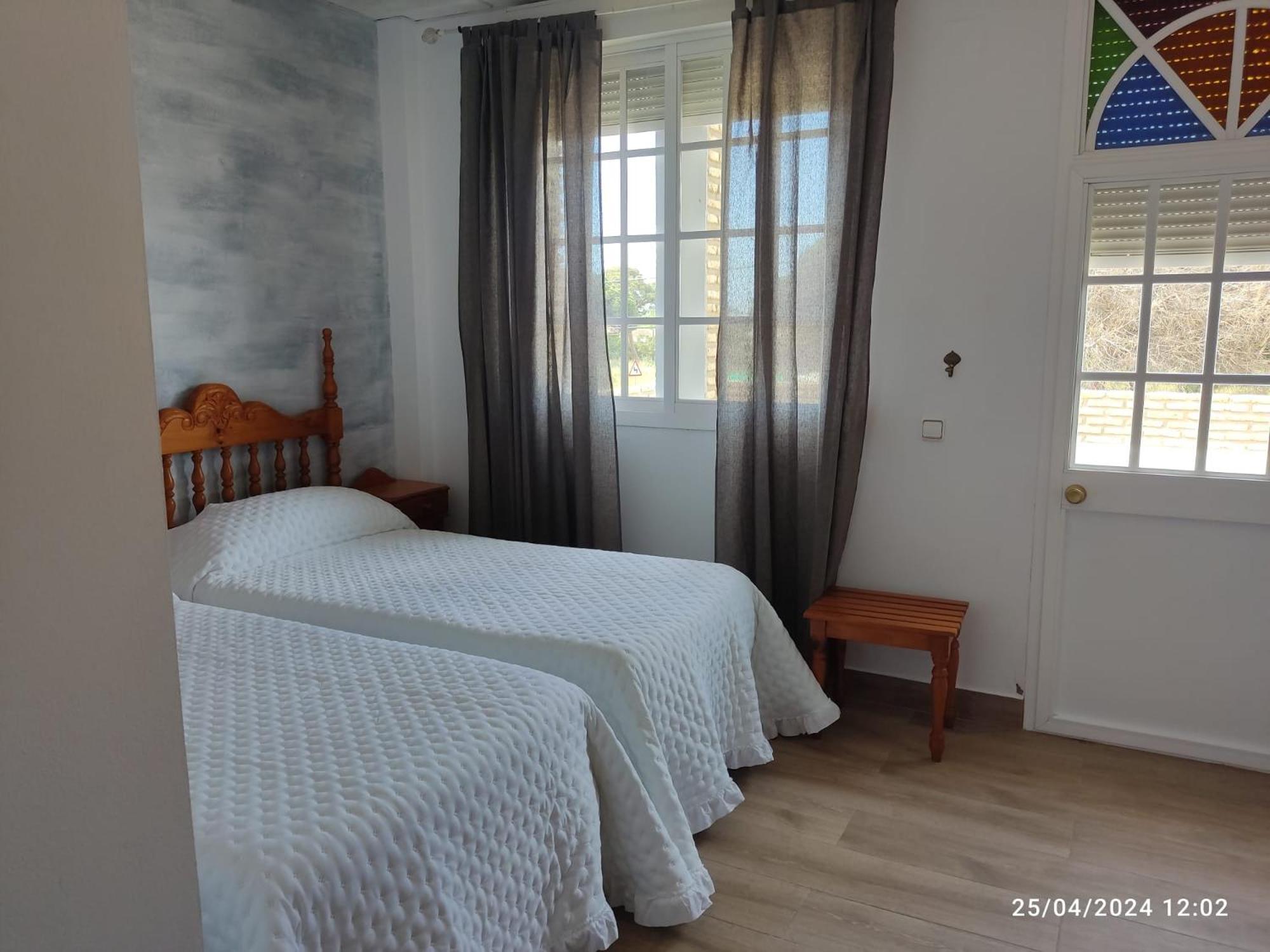 Hostal Quinto Pino Chipiona Exterior photo